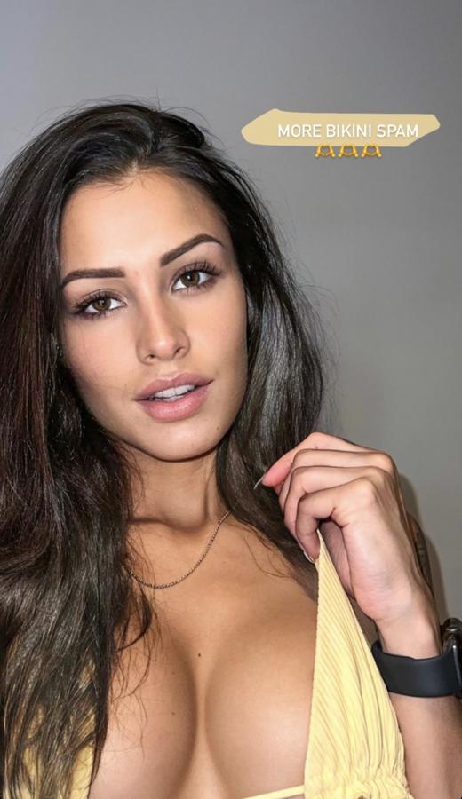 Amalia Loveee Leaked profile