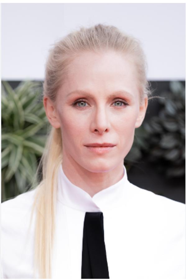 Susanne Wuest Leaked profile